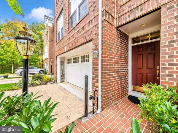 Annapolis, MD 21401,204 BURGUNDY LN