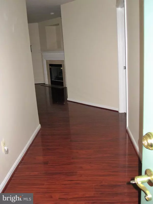 Columbia, MD 21046,9150 GRACIOUS END CT #103