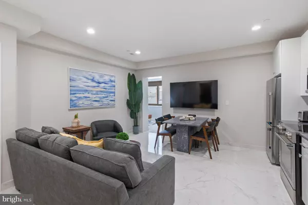 Ventnor City, NJ 08406,5311 ATLANTIC AVE #301