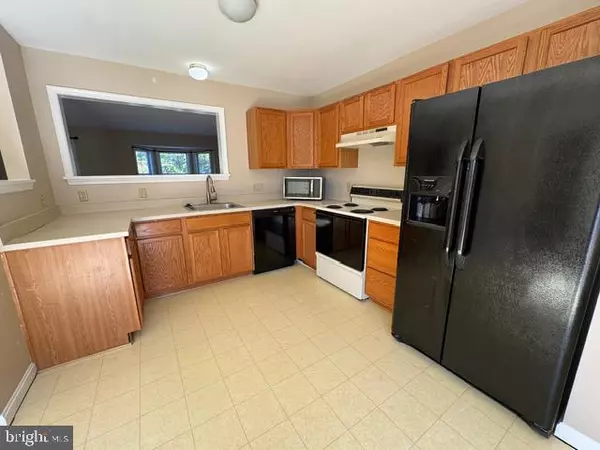 Warrenton, VA 20186,541 HIGHLAND TOWNE LN