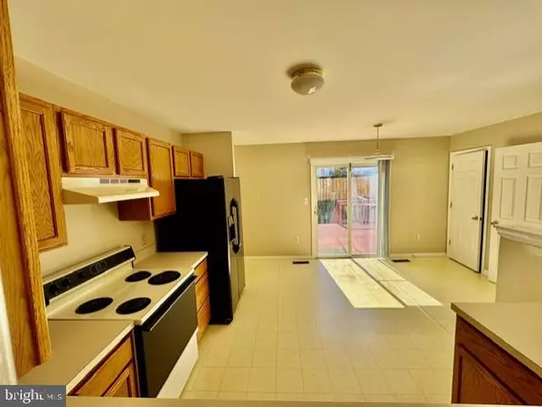 Warrenton, VA 20186,541 HIGHLAND TOWNE LN