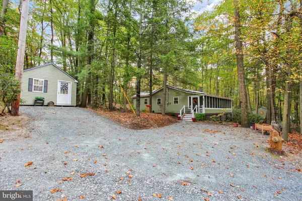 Orrtanna, PA 17353,208 WHIPPORWILL LN