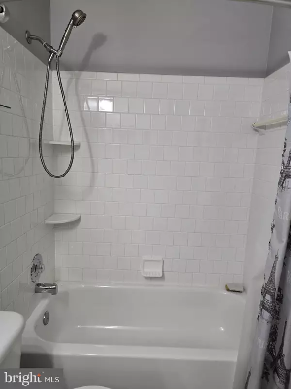 District Heights, MD 20747,5211 STONEY MEADOWS DR