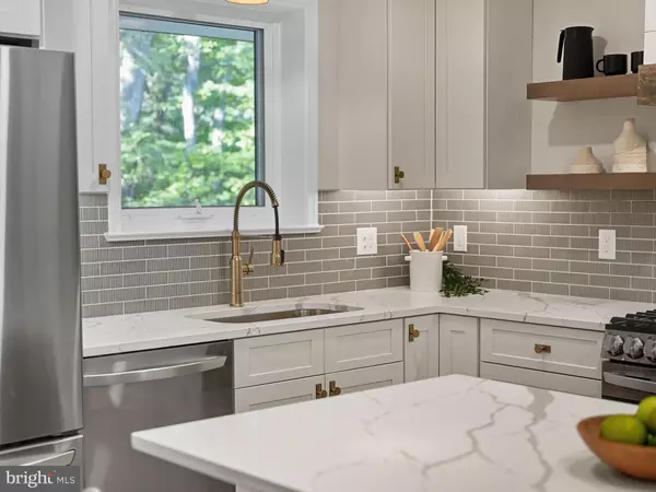 Annandale, VA 22003,4512 SLEAFORD RD