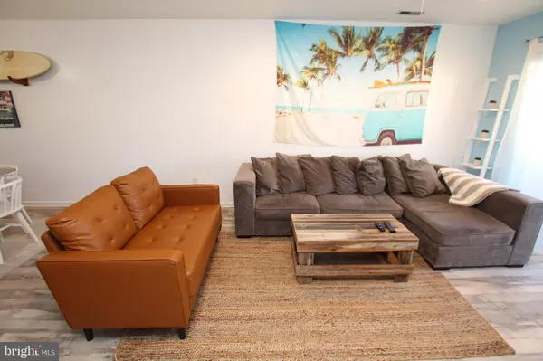 Rehoboth Beach, DE 19971,36525 PALM DR #5205