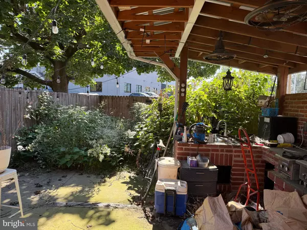 Harrisburg, PA 17104,2005 LENOX ST