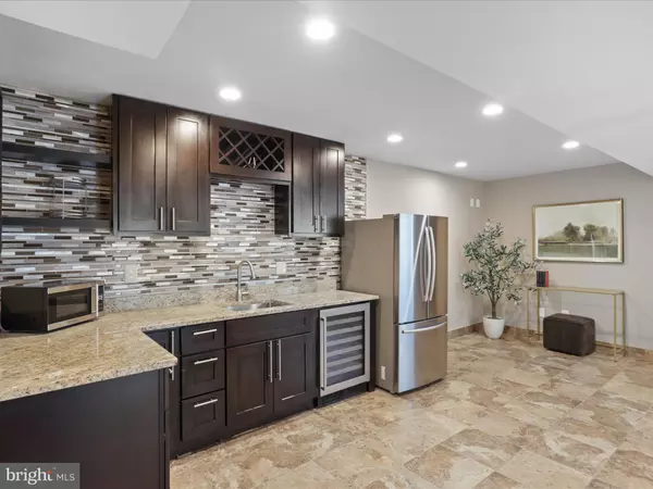 Alexandria, VA 22310,6330 GENTELE CT