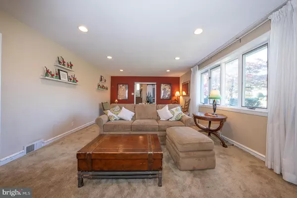 Havertown, PA 19083,213 N ORMOND AVE