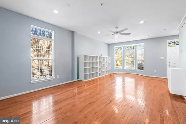 Crofton, MD 21114,1538 LONG DRIVE