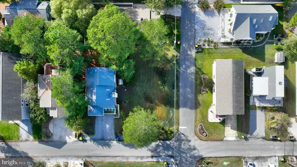 Bethany Beach, DE 19930,679 EVANS AVE