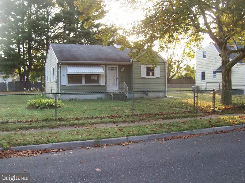 514 CRAMER AVE, Beverly, NJ 08010