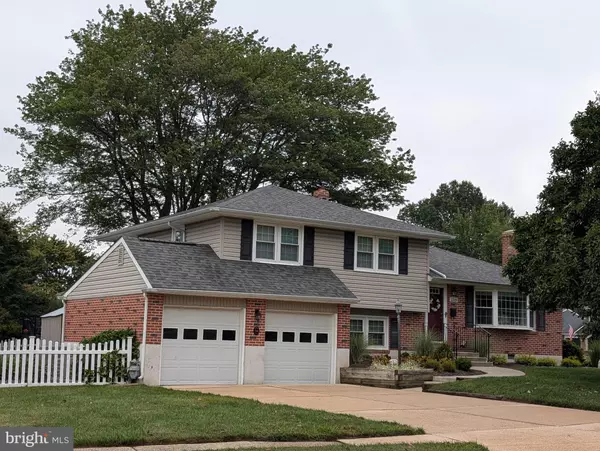 2319 MATWOOD RD, Wilmington, DE 19810