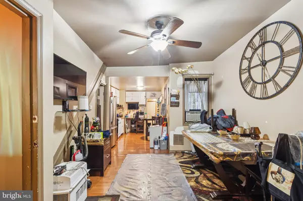 Philadelphia, PA 19104,3849 FOLSOM ST