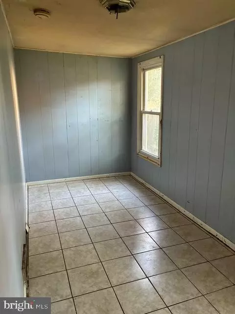 Ephrata, PA 17522,221 DUKE ST