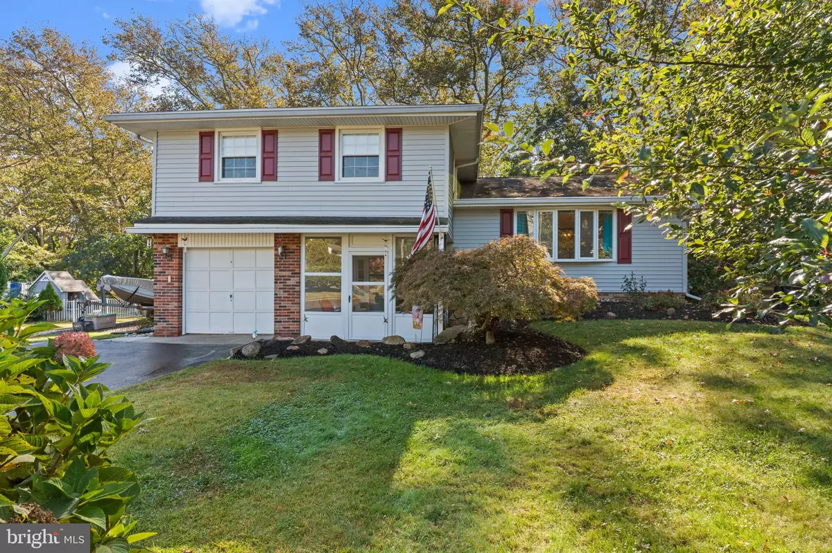 Yardley, PA 19067,17 HIGHLAND DR