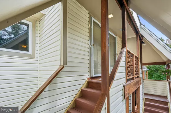 Olney, MD 20832,18251 LEMAN LAKE DR #606