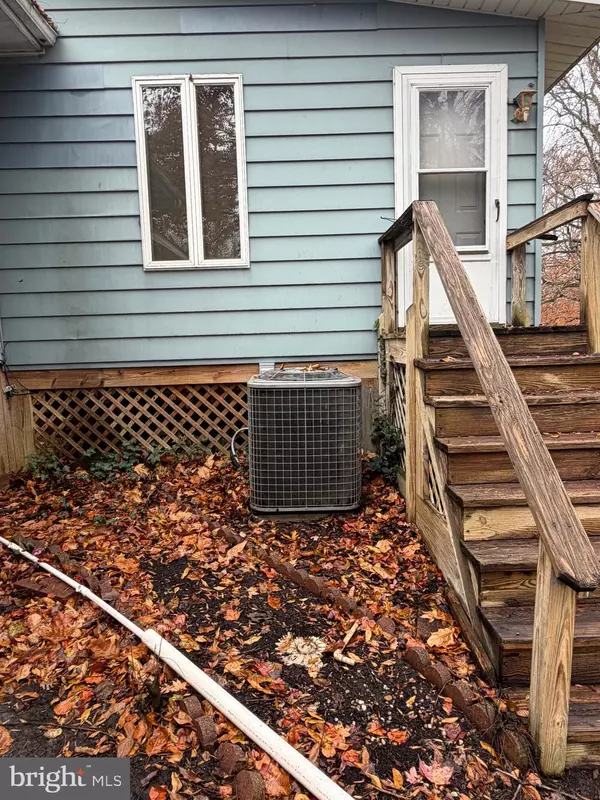 Easton, MD 21601,6608 OCEAN GTWY