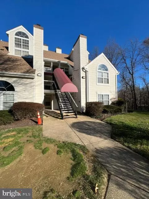 Bowie, MD 20721,10539 BEACON RIDGE DR #13-201