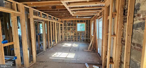 District Heights, MD 20747,2811 LAKEHURST