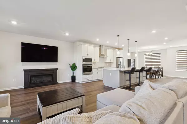 Leesburg, VA 20176,1636 FIELD SPARROW TER NE