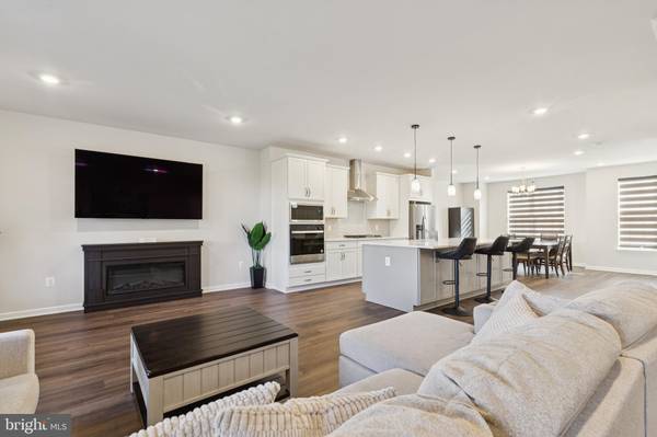 Leesburg, VA 20176,1636 FIELD SPARROW TER NE