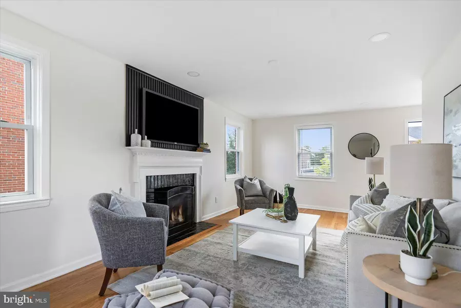 1202 E 35TH ST, Baltimore, MD 21218