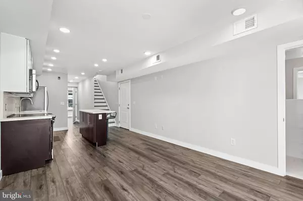 Philadelphia, PA 19122,1640 N 2ND ST #2