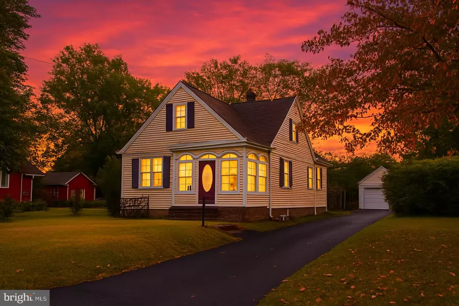 279 PINE ST, Carneys Point, NJ 08069