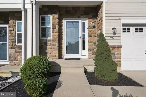 Mount Royal, NJ 08061,96 EAGLEVIEW TER