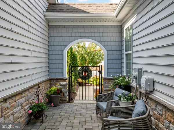 Stevensville, MD 21666,736 MOORINGS CIR #35