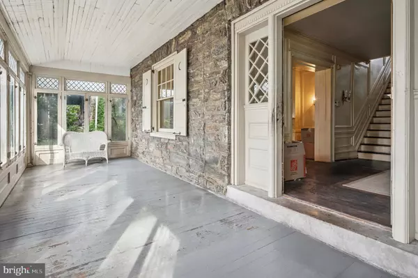 Philadelphia, PA 19126,6803 N 12TH ST