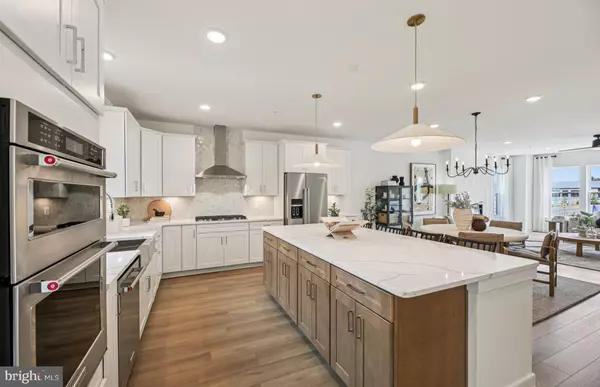 Laurel, MD 20724,1126 CRESTED WOOD DR