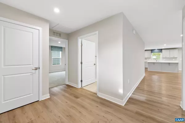 Barboursville, VA 22923,80 WHITE SANDS BLVD