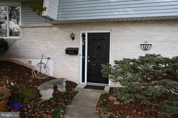 Coopersburg, PA 18036,314 SAUCON LN