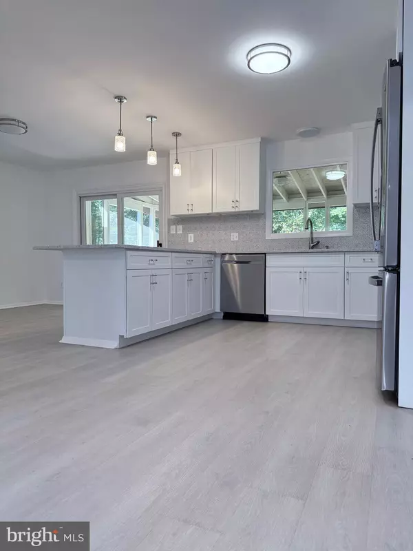 Accokeek, MD 20607,16719 HURON ST