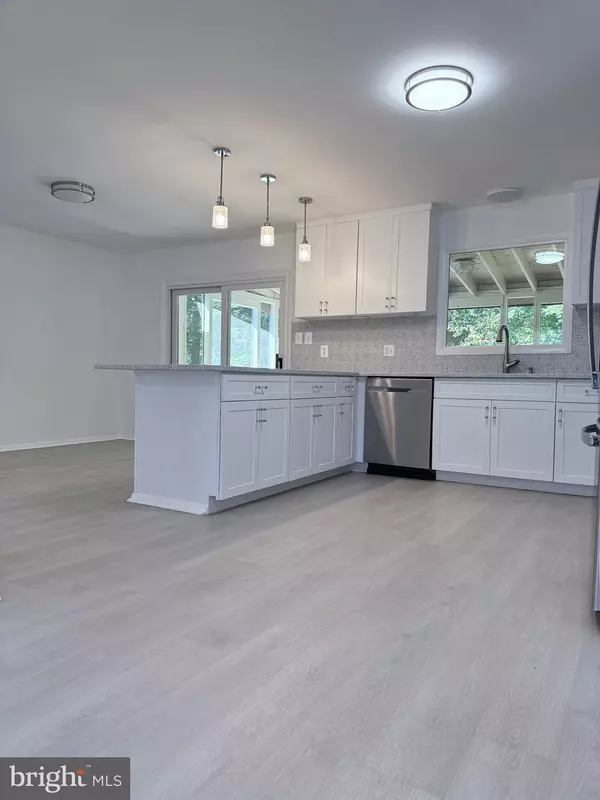 Accokeek, MD 20607,16719 HURON ST