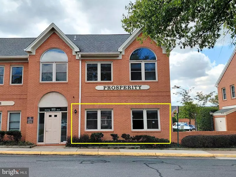 1031 STERLING RD #104, Herndon, VA 20170