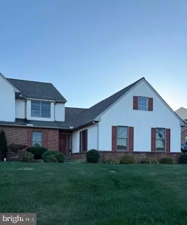 Elverson, PA 19520,242 STEEPLECHASE DR