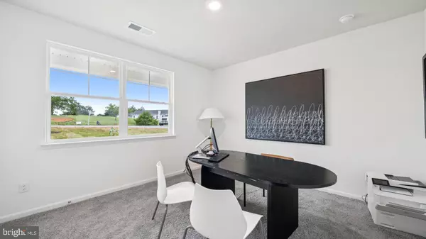 Staunton, VA 24401,263 HEATHER LN