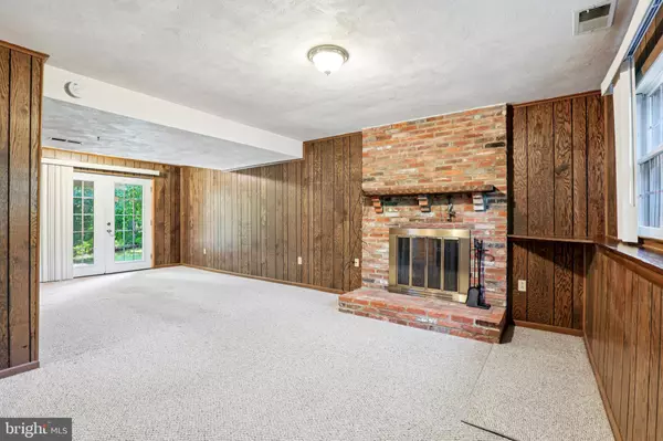 Arnold, MD 21012,543 BAY GREEN DR