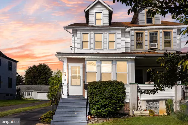 35 WOODLAWN AVE, Collingswood, NJ 08108
