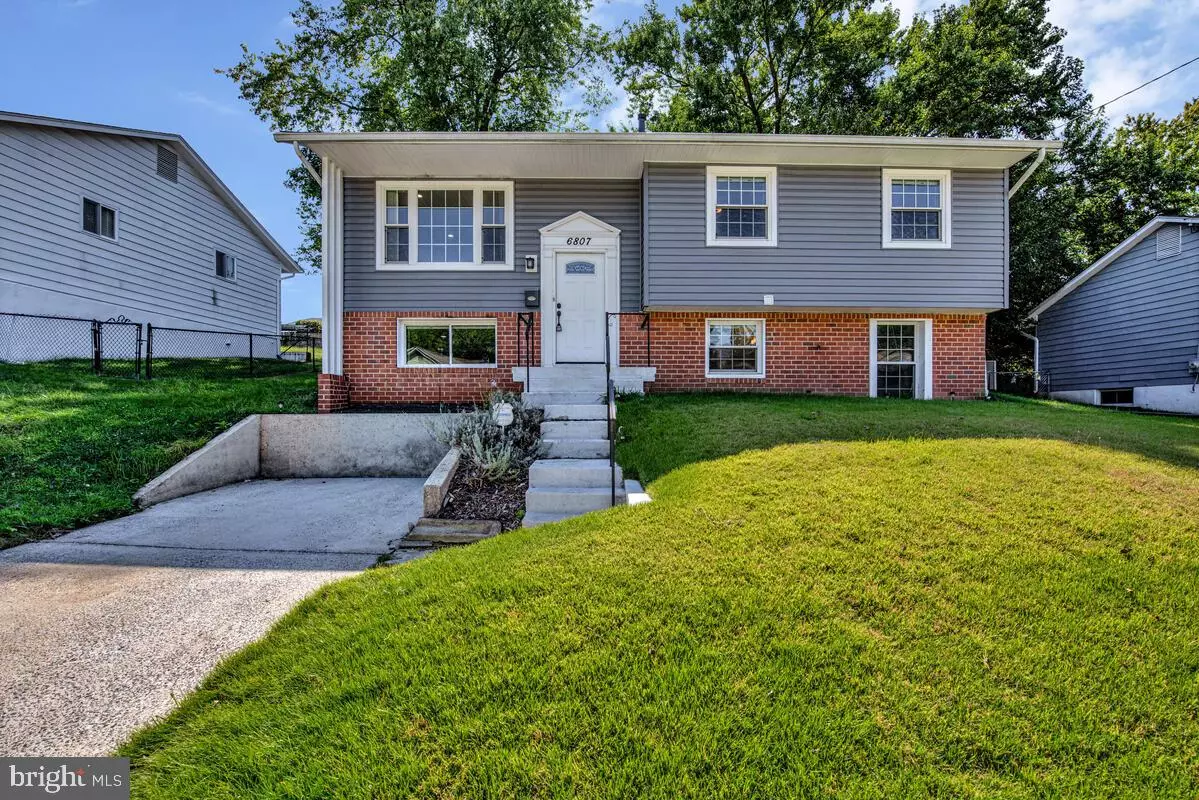 Capitol Heights, MD 20743,6807 PEPPER ST