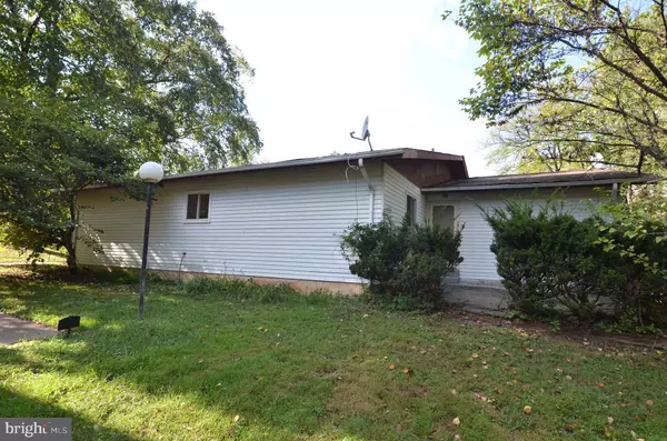 Gaithersburg, MD 20877,36 STEVEN CT #211