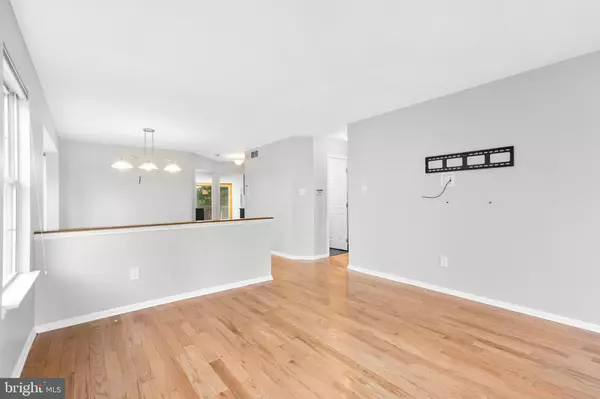 Sewell, NJ 08080,91 ARBOUR CT