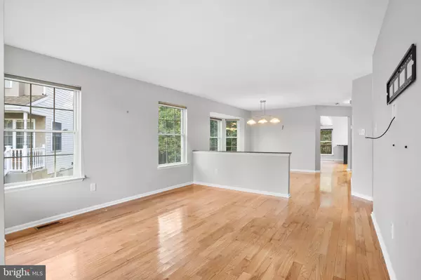 Sewell, NJ 08080,91 ARBOUR CT