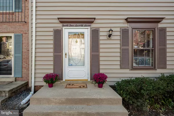 Alexandria, VA 22306,2477 WINDBREAK DR