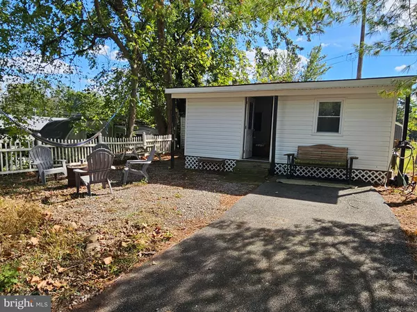 Falling Waters, WV 25419,BLOCK 21 LOT 4 OLD FACEFUL ST