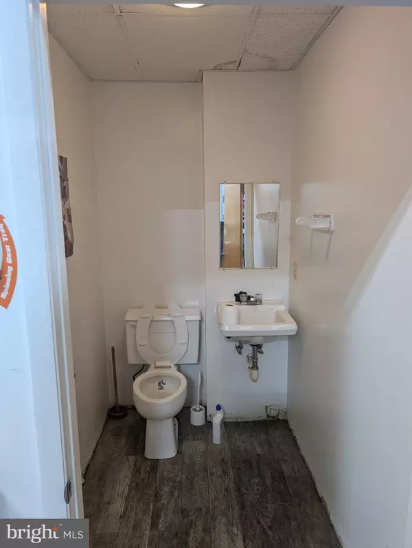 Ellicott City, MD 21042,3220 CORPORATE CT #D