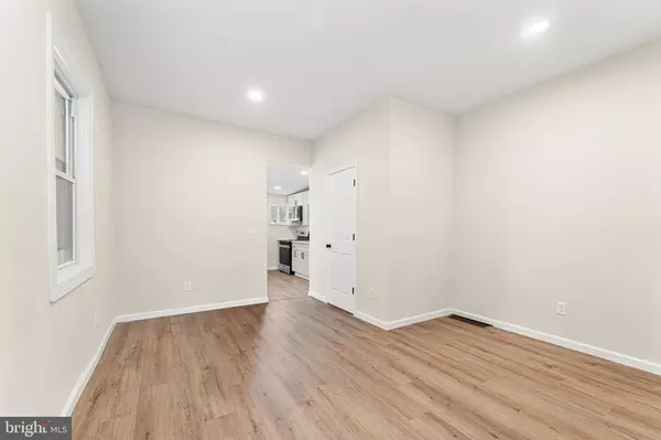 Gloucester City, NJ 08030,323 MORRIS ST