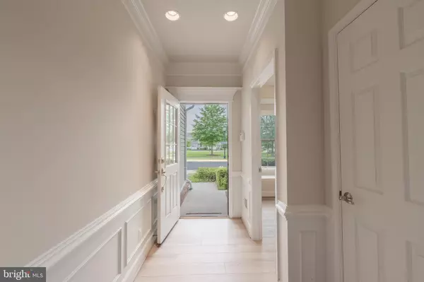 Lorton, VA 22079,8934 YELLOW DAISY PL